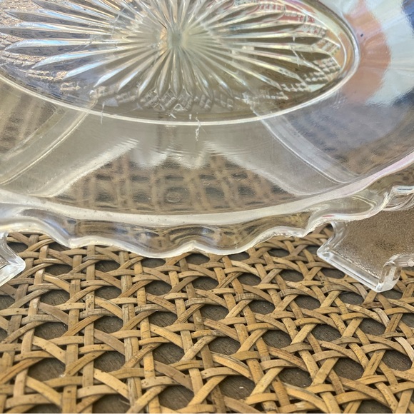 Clear Pressed Glass Starburst Doubled Handled Serving/Relish Dish - Picture 10 of 11